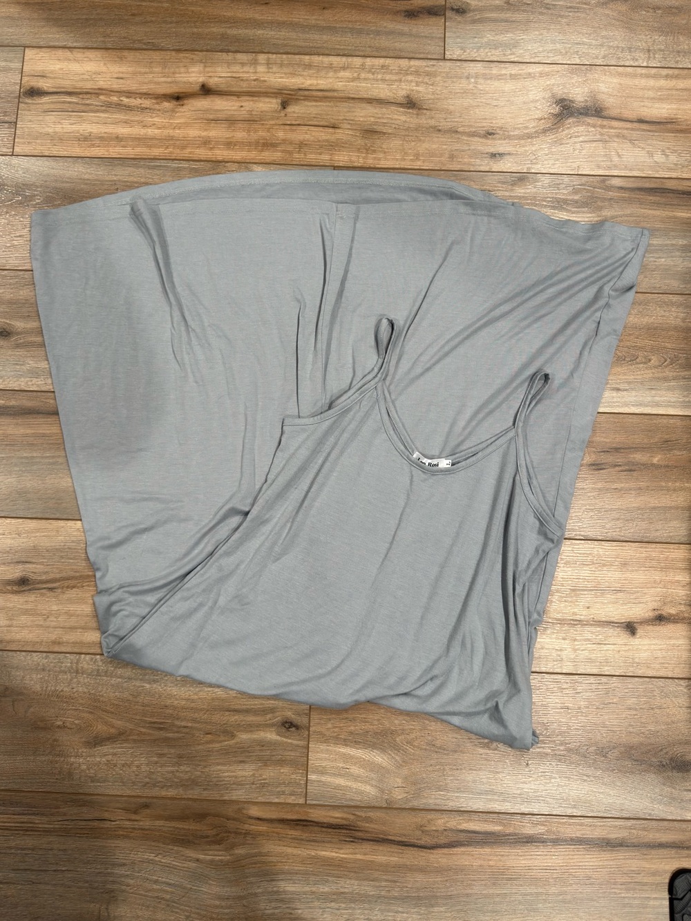 LEO ROSI Beachy Minimalistic Gray Flowy Maxi Dress | Size Large